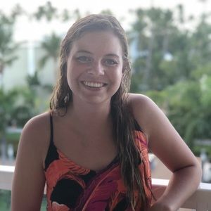 Meet your Posher, Lexie